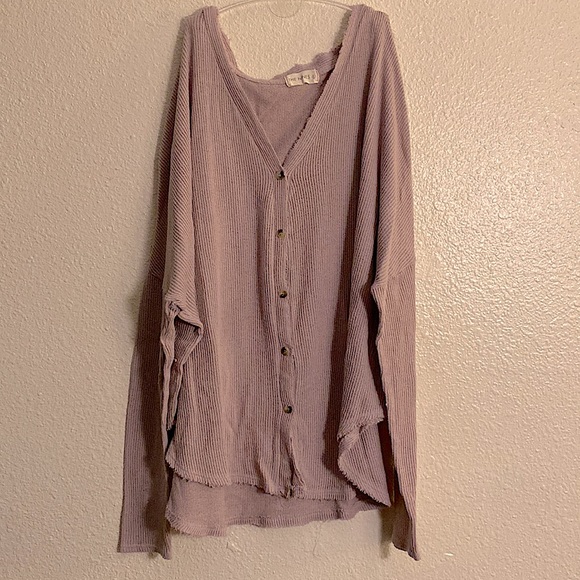 The Nines • Light Purple Ribbed Waffle Knit Button-Down Cardigan 💜 - Picture 5 of 7